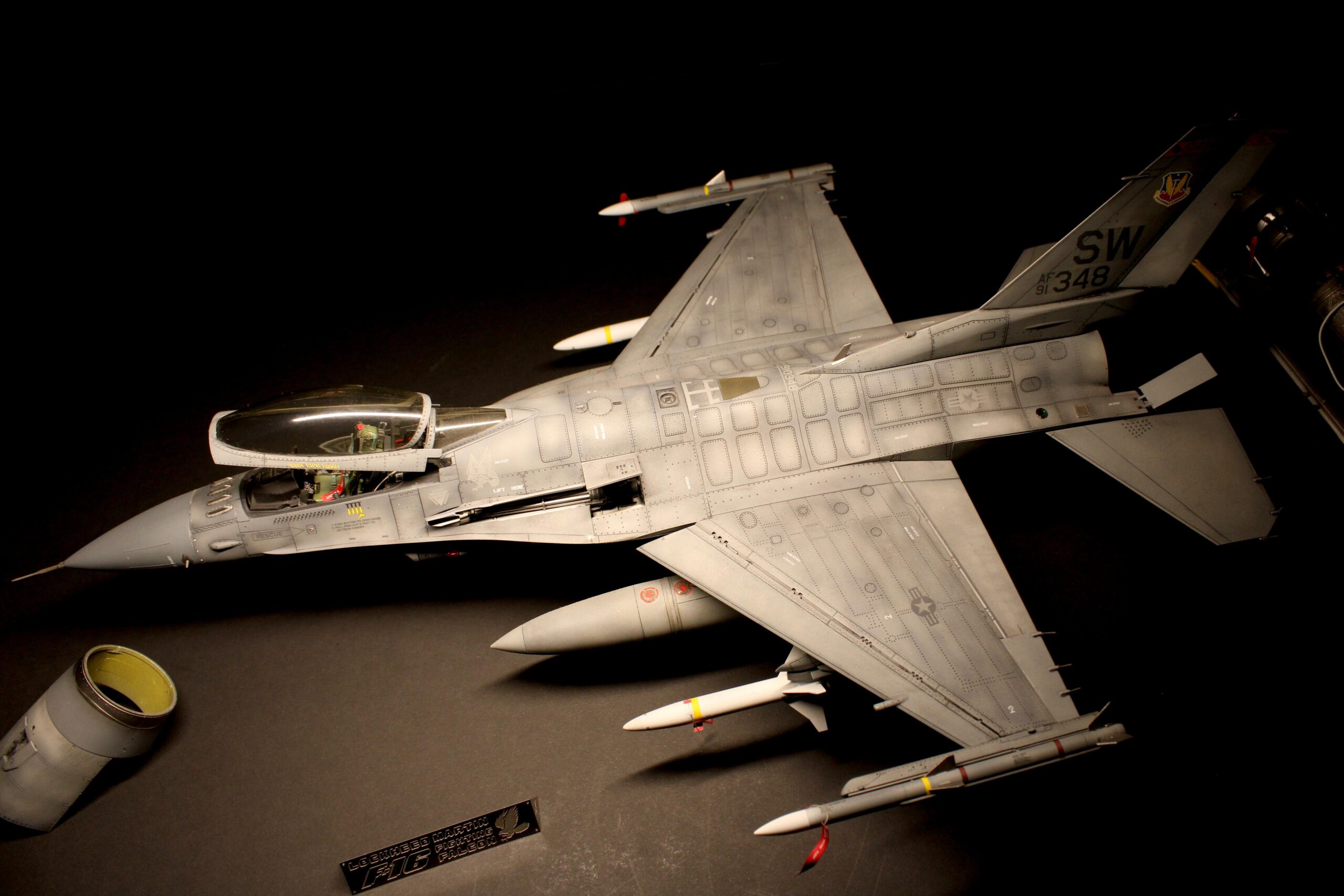 F16 fighting Falcon2