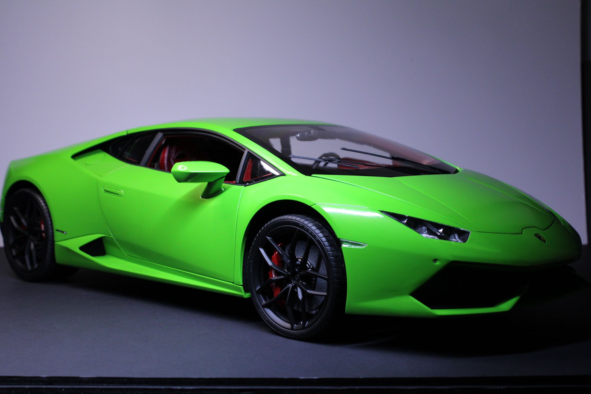 Lamborghini Huracan front side view