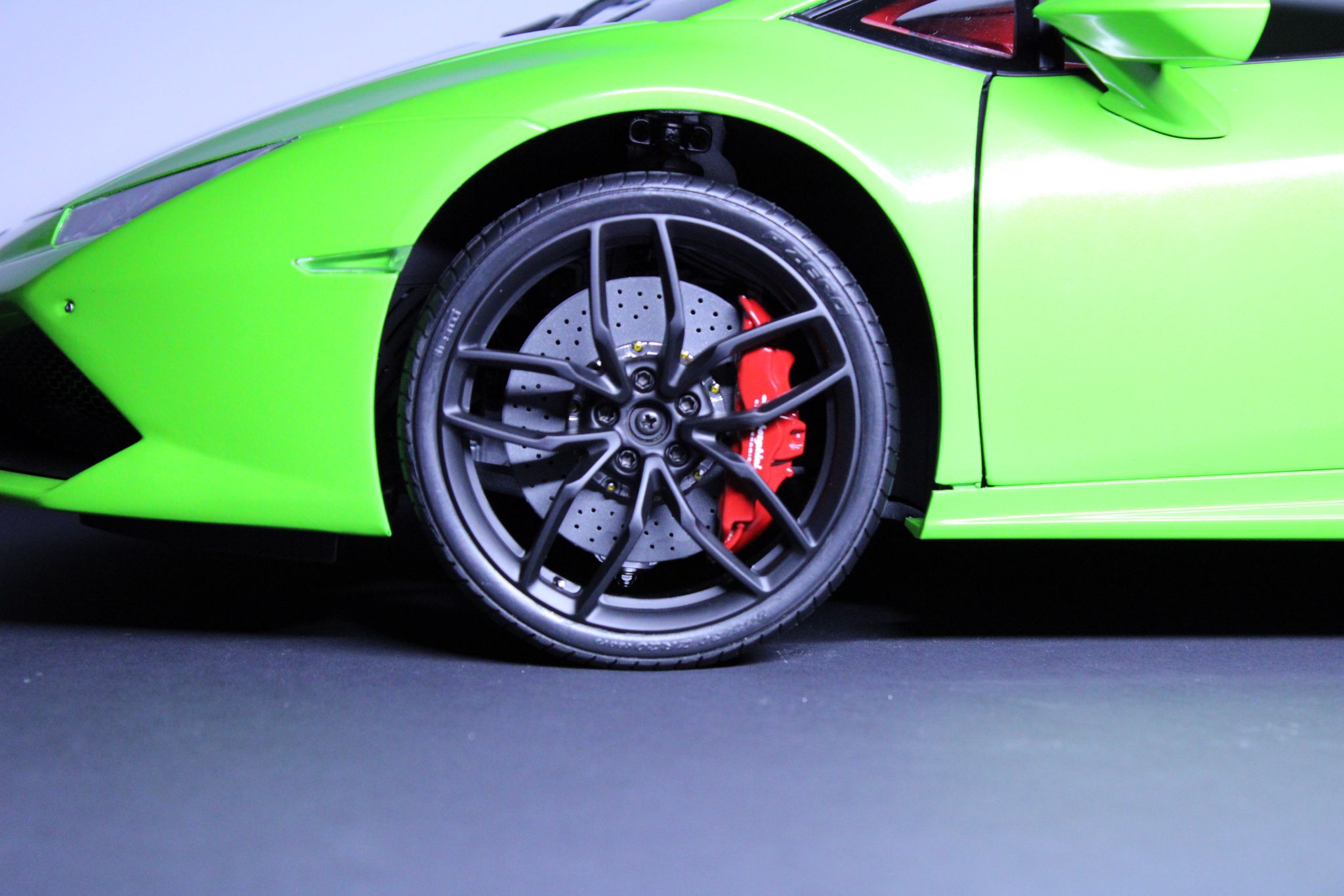 Lamborghini Huracan front wheel close up