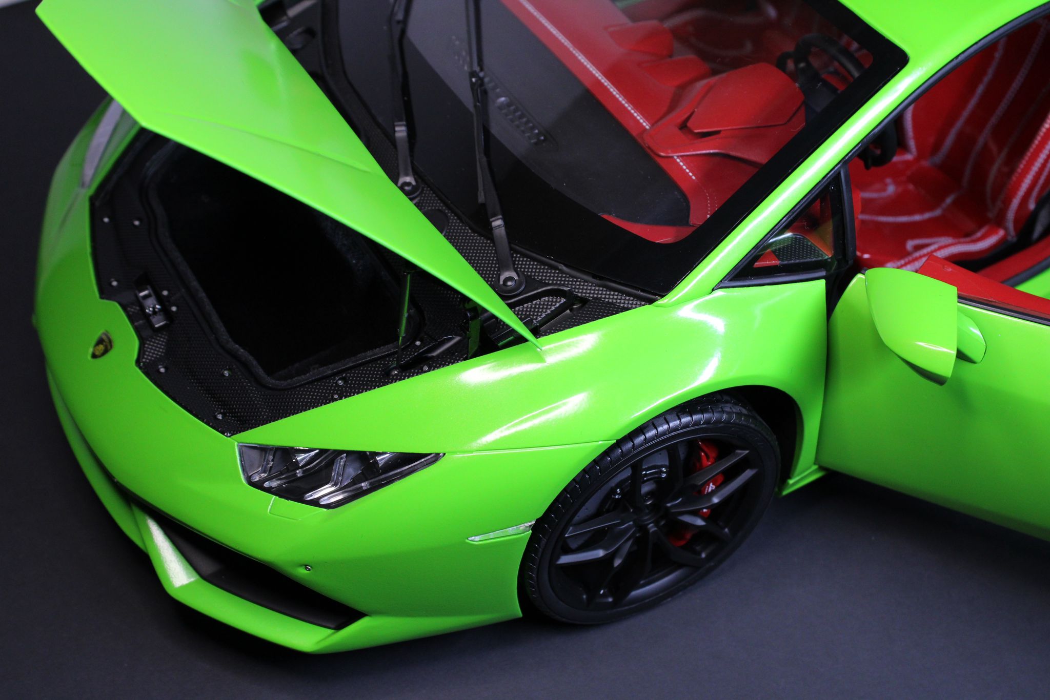 Lamborghini Huracan top down view