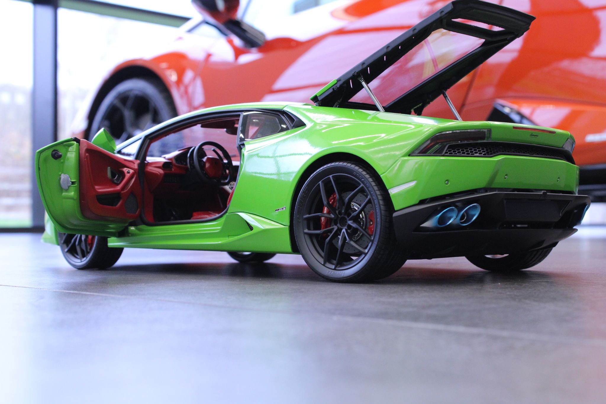 Lamborghini Huracanshow room